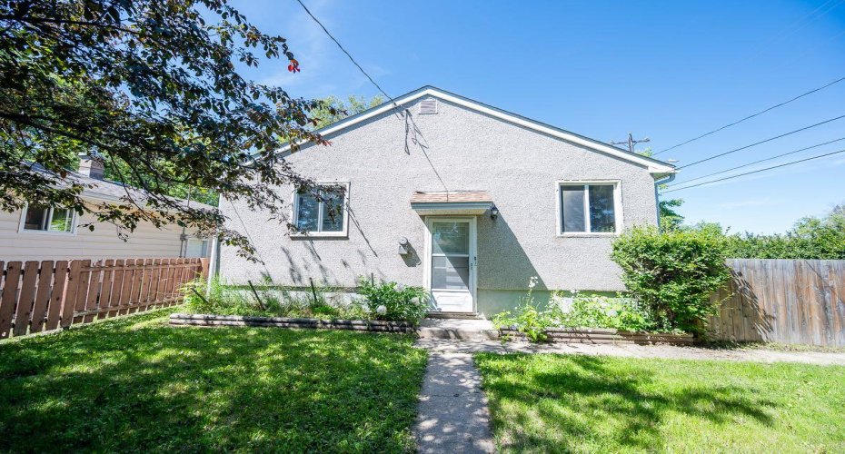 4241 41 Avenue, Red Deer, Alberta T4N 2Y1, 2 Bedroom Bedrooms, 0 ,1 BathroomBathrooms,Residential,For Sale,41,0,A2327043