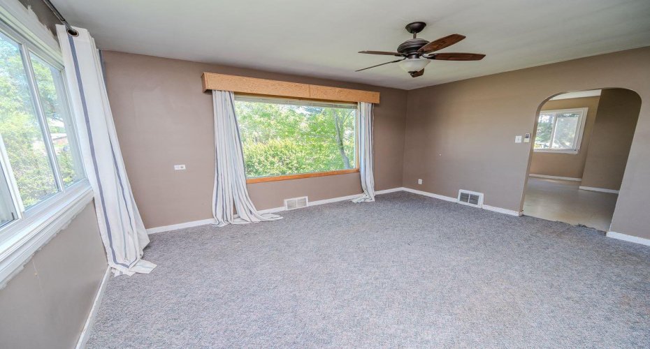 4241 41 Avenue, Red Deer, Alberta T4N 2Y1, 2 Bedroom Bedrooms, 0 ,1 BathroomBathrooms,Residential,For Sale,41,0,A2327043