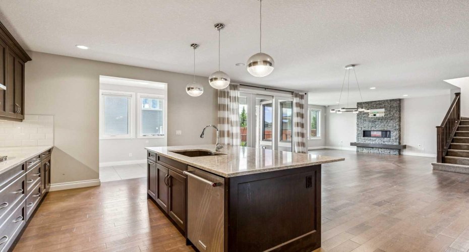 30 Brome Bend, Rural Rocky View County, Alberta T3Z 0C6, 3 Bedroom Bedrooms, 0 ,3 BathroomBathrooms,Residential,For Sale,Brome,0,A2327086