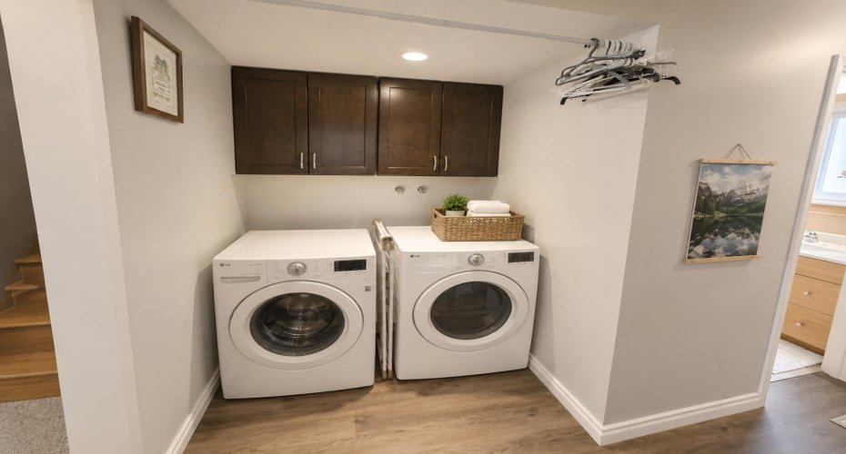 2220 42 Street, Lethbridge, Alberta T1K 4Y8, 4 Bedroom Bedrooms, 0 ,3 BathroomBathrooms,Residential,For Sale,42,0,A2327108