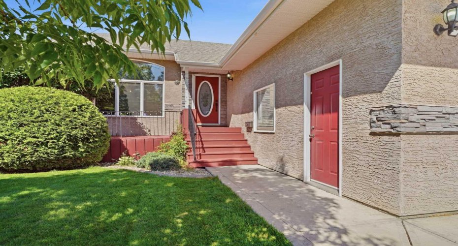 219 Lampard Crescent, Red Deer, Alberta T4R 2W5, 5 Bedroom Bedrooms, 0 ,3 BathroomBathrooms,Residential,For Sale,Lampard,0,A2327125