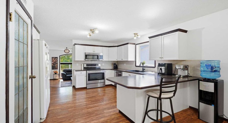 Spacious kitchen with pantry