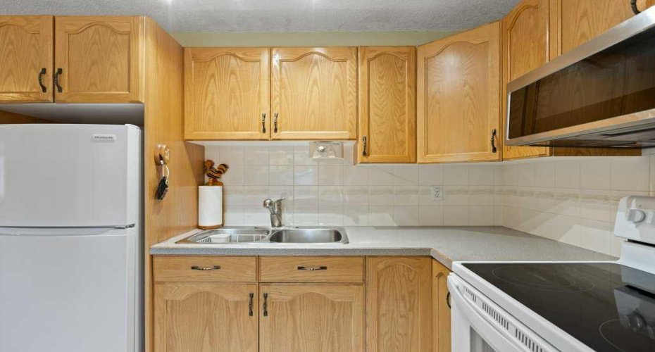 88 Faldale Close, Calgary, Alberta T3J 1V9, 3 Bedroom Bedrooms, 0 ,2 BathroomBathrooms,Residential,For Sale,Faldale,0,A2327135