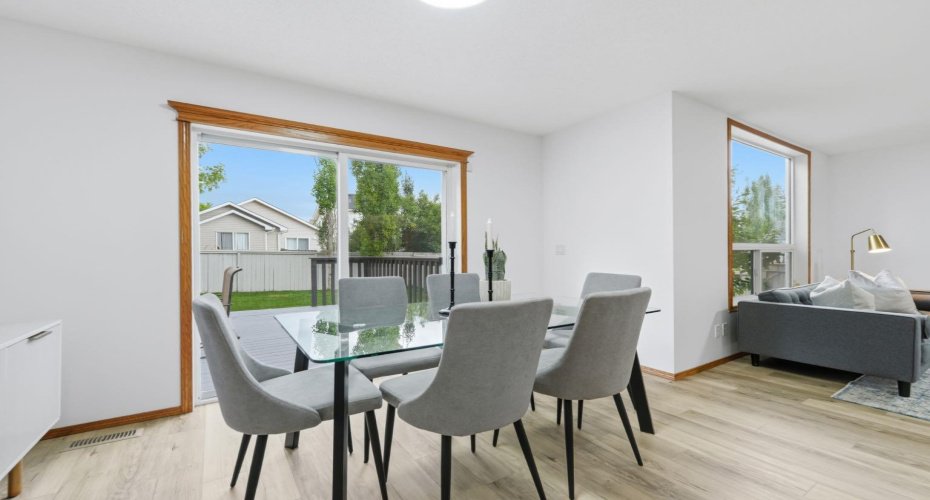 2020 Bridlemeadows Manor, Calgary, Alberta T2Y 4R9, 4 Bedroom Bedrooms, 0 ,3 BathroomBathrooms,Residential,For Sale,Bridlemeadows,0,A2327137