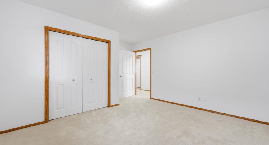 2020 Bridlemeadows Manor, Calgary, Alberta T2Y 4R9, 4 Bedroom Bedrooms, 0 ,3 BathroomBathrooms,Residential,For Sale,Bridlemeadows,0,A2327137