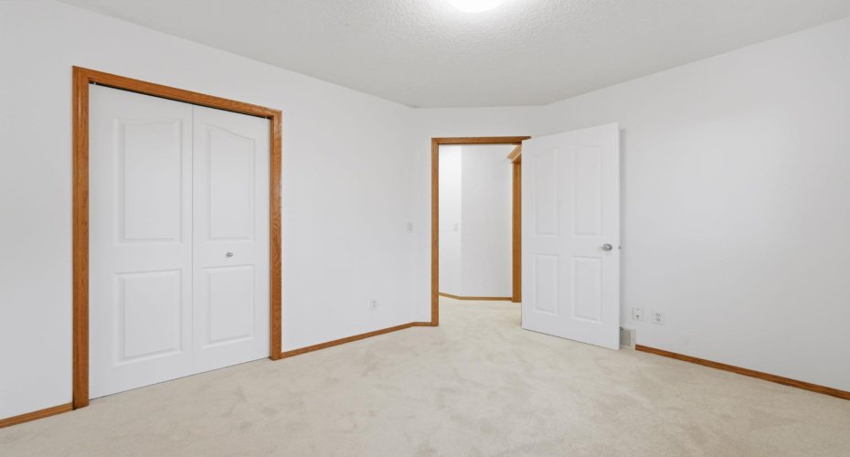 2020 Bridlemeadows Manor, Calgary, Alberta T2Y 4R9, 4 Bedroom Bedrooms, 0 ,3 BathroomBathrooms,Residential,For Sale,Bridlemeadows,0,A2327137