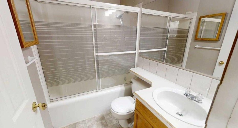 42 Mt Backus Crescent, Lethbridge, Alberta T1K 6P6, 5 Bedroom Bedrooms, 0 ,3 BathroomBathrooms,Residential,For Sale,Mt Backus,0,A2327147