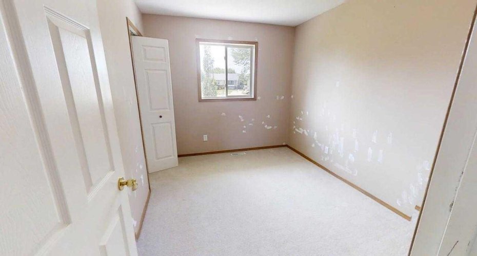 42 Mt Backus Crescent, Lethbridge, Alberta T1K 6P6, 5 Bedroom Bedrooms, 0 ,3 BathroomBathrooms,Residential,For Sale,Mt Backus,0,A2327147