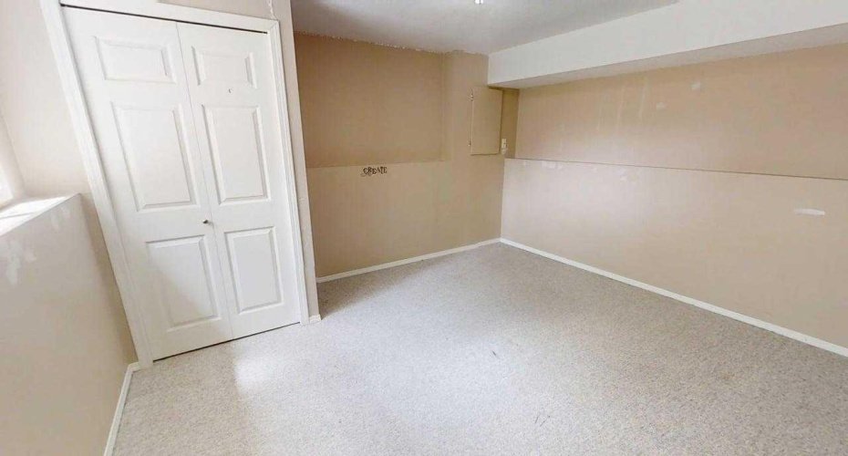 42 Mt Backus Crescent, Lethbridge, Alberta T1K 6P6, 5 Bedroom Bedrooms, 0 ,3 BathroomBathrooms,Residential,For Sale,Mt Backus,0,A2327147