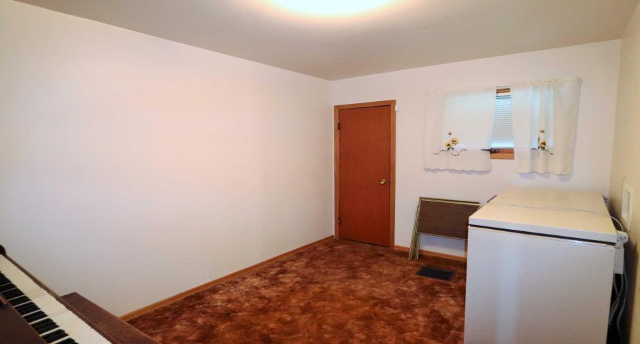 430006 Range Road 232, Rural Ponoka County, Alberta T4J 1R1, 3 Bedroom Bedrooms, 0 ,1 BathroomBathrooms,Residential,For Sale,Range Road 232,0,A2327150