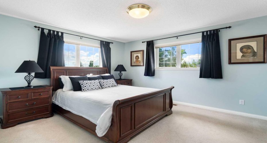 1649 Evergreen Hill, Calgary, Alberta T2Y 3B6, 3 Bedroom Bedrooms, 0 ,4 BathroomBathrooms,Residential,For Sale,Evergreen,0,A2327153