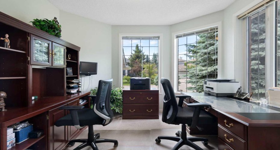 1649 Evergreen Hill, Calgary, Alberta T2Y 3B6, 3 Bedroom Bedrooms, 0 ,4 BathroomBathrooms,Residential,For Sale,Evergreen,0,A2327153