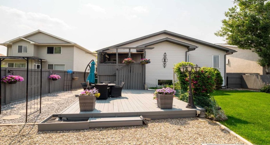 7 Kodiak Boulevard, Lethbridge, Alberta T1H 6S7, 4 Bedroom Bedrooms, 0 ,3 BathroomBathrooms,Residential,For Sale,Kodiak,0,A2327160
