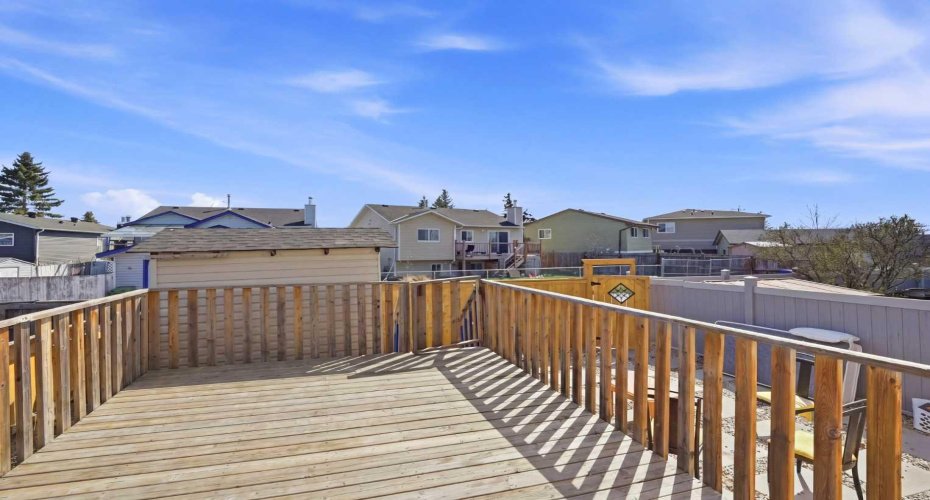 65 Falmere Way, Calgary, Alberta T3J 2Y7, 5 Bedroom Bedrooms, 0 ,4 BathroomBathrooms,Residential,For Sale,Falmere,0,A2327205