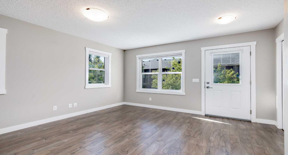 1225 Kings Heights Way, Airdrie, Alberta T4A 0M4, 2 Bedroom Bedrooms, 0 ,3 BathroomBathrooms,Residential,For Sale,Kings Heights,0,A2327210