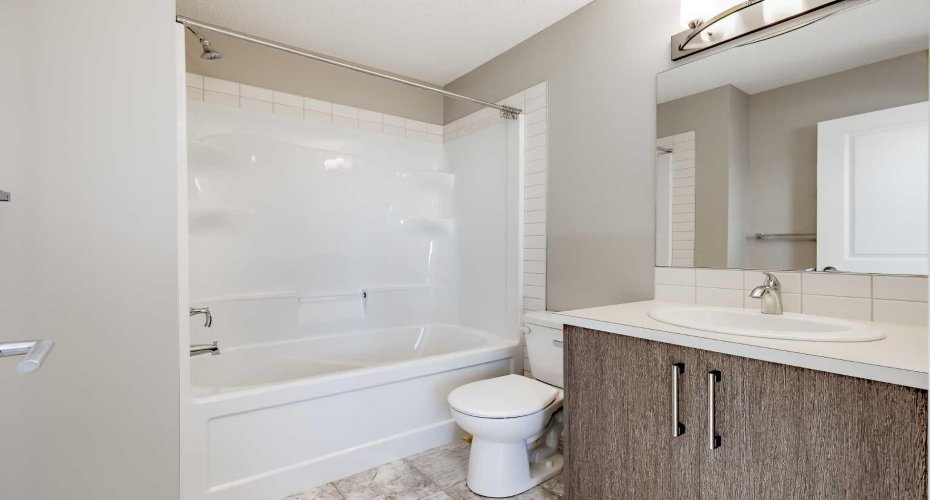 1225 Kings Heights Way, Airdrie, Alberta T4A 0M4, 2 Bedroom Bedrooms, 0 ,3 BathroomBathrooms,Residential,For Sale,Kings Heights,0,A2327210