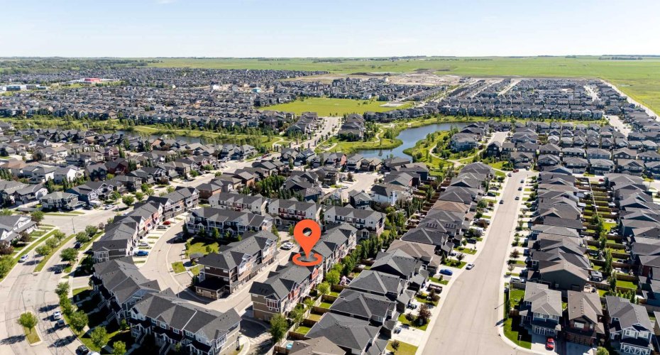1225 Kings Heights Way, Airdrie, Alberta T4A 0M4, 2 Bedroom Bedrooms, 0 ,3 BathroomBathrooms,Residential,For Sale,Kings Heights,0,A2327210