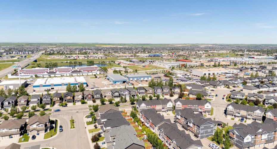 1225 Kings Heights Way, Airdrie, Alberta T4A 0M4, 2 Bedroom Bedrooms, 0 ,3 BathroomBathrooms,Residential,For Sale,Kings Heights,0,A2327210
