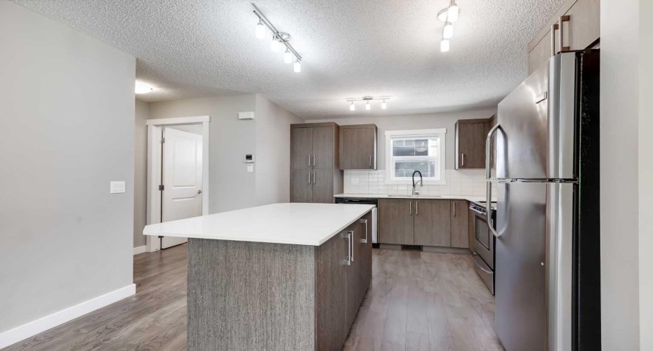 1225 Kings Heights Way, Airdrie, Alberta T4A 0M4, 2 Bedroom Bedrooms, 0 ,3 BathroomBathrooms,Residential,For Sale,Kings Heights,0,A2327210