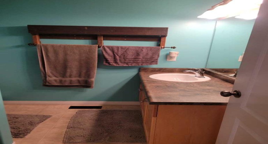 9217 129 Avenue, Grande Prairie, Alberta T8X1R5, 4 Bedroom Bedrooms, 0 ,3 BathroomBathrooms,Residential,For Sale,129,0,A2327216