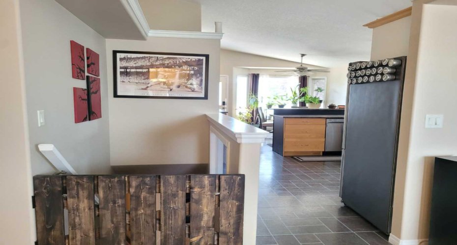 9217 129 Avenue, Grande Prairie, Alberta T8X1R5, 4 Bedroom Bedrooms, 0 ,3 BathroomBathrooms,Residential,For Sale,129,0,A2327216