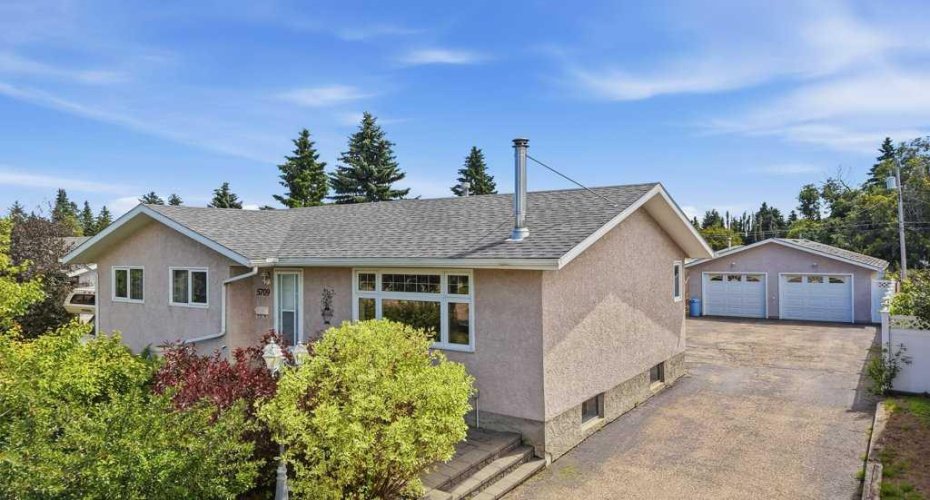 5709 56 Avenue, Lacombe, Alberta T4L 1N6, 5 Bedroom Bedrooms, 0 ,3 BathroomBathrooms,Residential,For Sale,56,0,A2327222