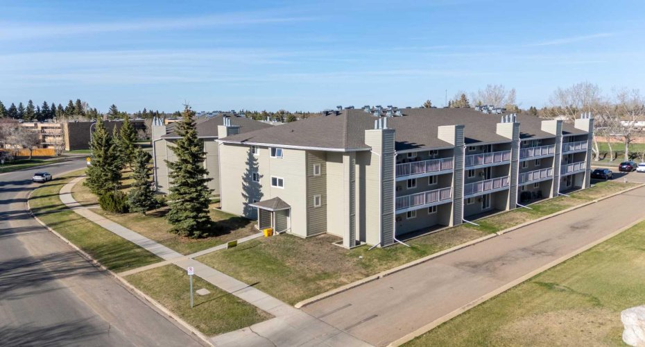 3007 57A Avenue, Lloydminster, Alberta T9V 1W5, 2 Bedroom Bedrooms, 0 ,1 BathroomBathrooms,Residential,For Sale,57A,0,A2327226