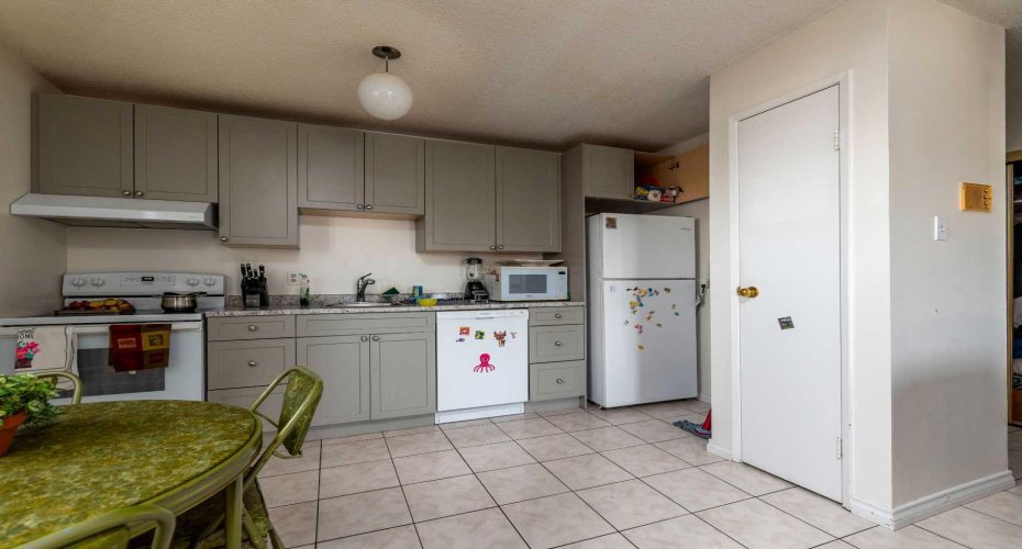 3007 57A Avenue, Lloydminster, Alberta T9V 1W5, 2 Bedroom Bedrooms, 0 ,1 BathroomBathrooms,Residential,For Sale,57A,0,A2327226