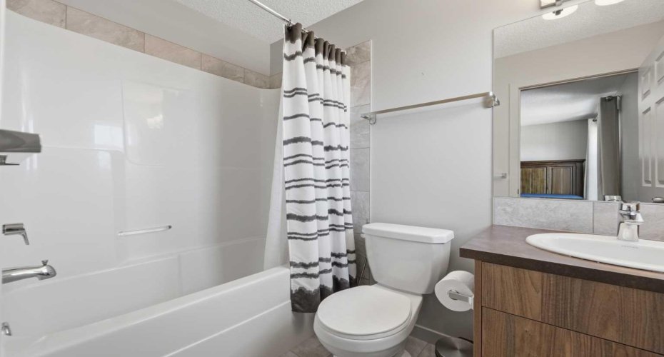 334 Legacy Village Way, Calgary, Alberta T2X 0Y9, 3 Bedroom Bedrooms, 0 ,3 BathroomBathrooms,Residential,For Sale,Legacy Village,0,A2327232
