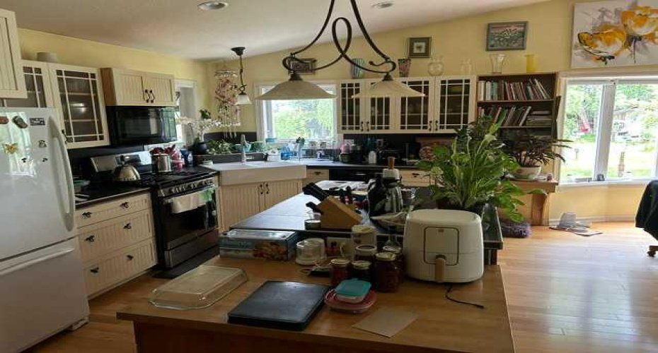 17117 742 Township, High Prairie, Alberta T0G 1E0, 3 Bedroom Bedrooms, 0 ,3 BathroomBathrooms,Residential,For Sale,742,0,A2327234