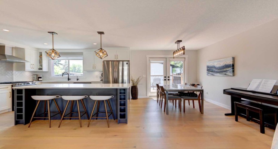 12055 Canaveral Road, Calgary, Alberta T2W 1N7, 4 Bedroom Bedrooms, 0 ,3 BathroomBathrooms,Residential,For Sale,Canaveral,0,A2327239