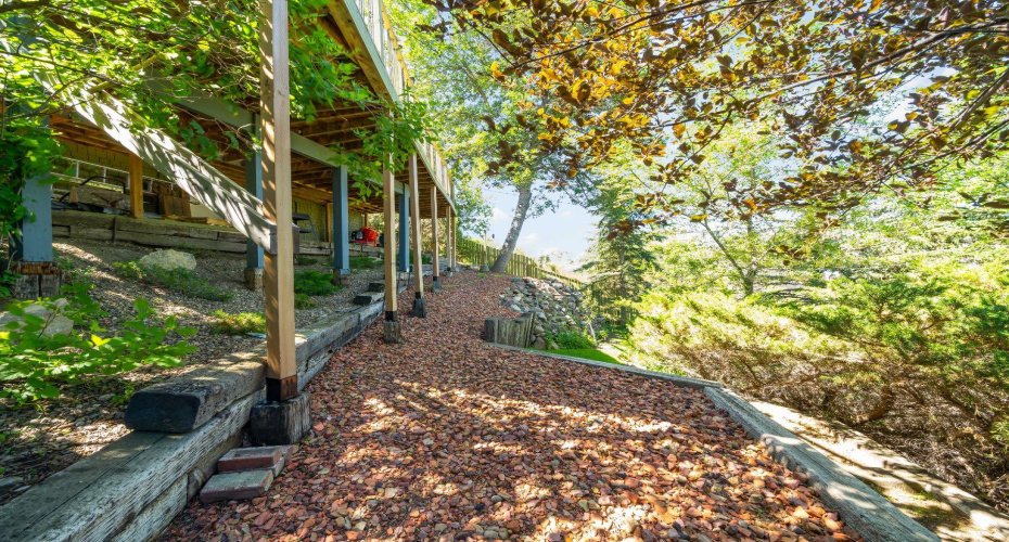 340 5 Street, Medicine Hat, Alberta T1A 0M8, 4 Bedroom Bedrooms, 0 ,2 BathroomBathrooms,Residential,For Sale,5,0,A2327247