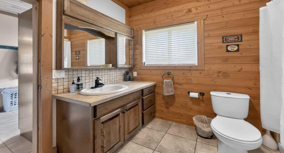 106065 Highway 697, Rural Mackenzie County, Alberta T0H 2H0, 4 Bedroom Bedrooms, 0 ,3 BathroomBathrooms,Residential,For Sale,Highway 697,0,A2327262