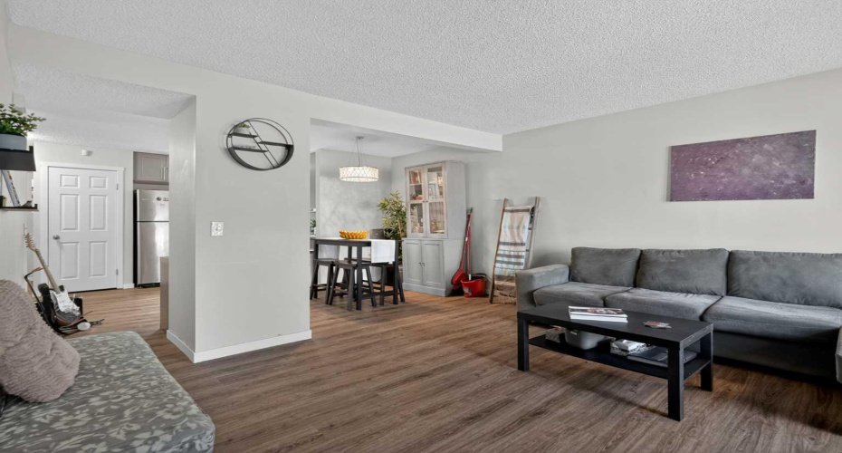131 Templehill Drive, Calgary, Alberta T1Y 4T1, 3 Bedroom Bedrooms, 0 ,2 BathroomBathrooms,Residential,For Sale,Templehill,0,A2327288