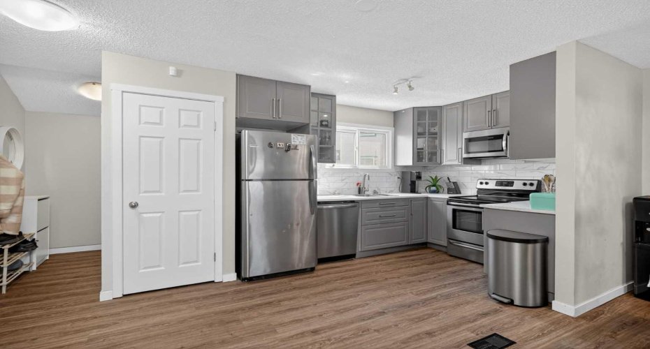 131 Templehill Drive, Calgary, Alberta T1Y 4T1, 3 Bedroom Bedrooms, 0 ,2 BathroomBathrooms,Residential,For Sale,Templehill,0,A2327288