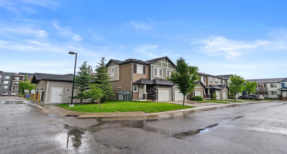 333 Taralake Way, Calgary, Alberta T3J 0R5, 3 Bedroom Bedrooms, 0 ,4 BathroomBathrooms,Residential,For Sale,Taralake,0,A2327300