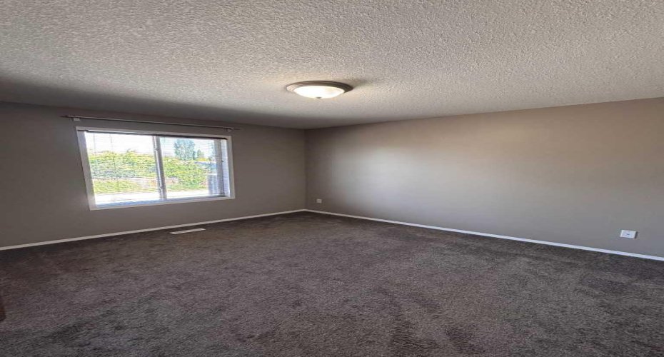 15 Blackfoot Boulevard, Lethbridge, Alberta T1K 7N7, 0 , 0 ,0,Rental,Blackfoot,0,A2327308