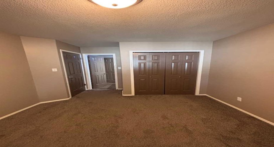 15 Blackfoot Boulevard, Lethbridge, Alberta T1K 7N7, 0 , 0 ,0,Rental,Blackfoot,0,A2327308