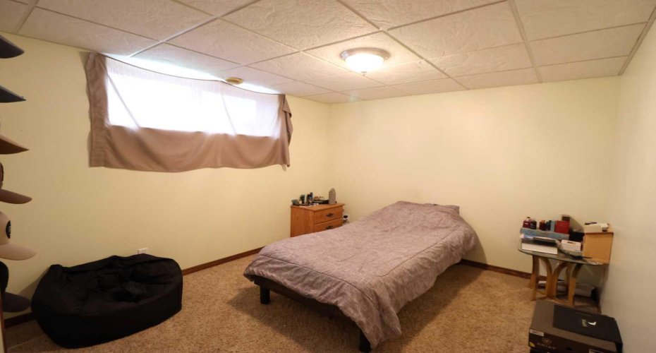 805 2nd St, Grassy Lake, Alberta T0K 0Z0, 6 Bedroom Bedrooms, 0 ,3 BathroomBathrooms,Residential,For Sale,2nd St,0,A2327317
