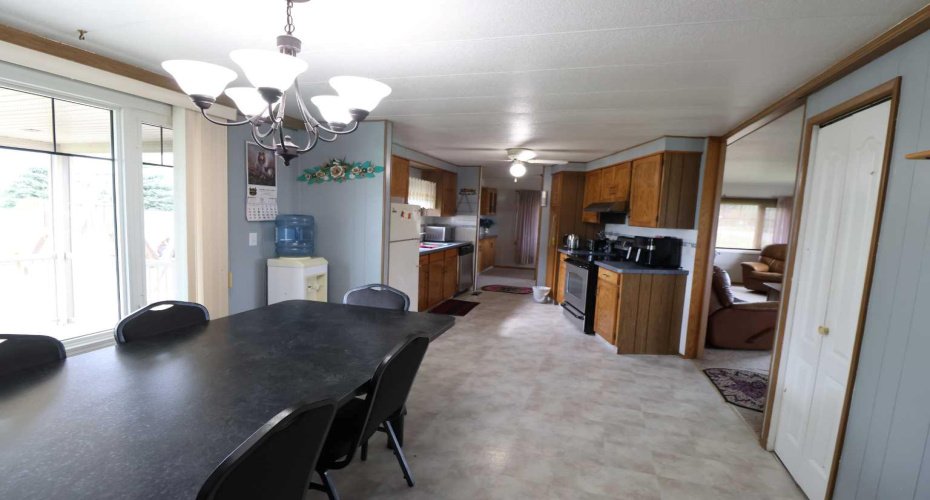 805 2nd St, Grassy Lake, Alberta T0K 0Z0, 6 Bedroom Bedrooms, 0 ,3 BathroomBathrooms,Residential,For Sale,2nd St,0,A2327317