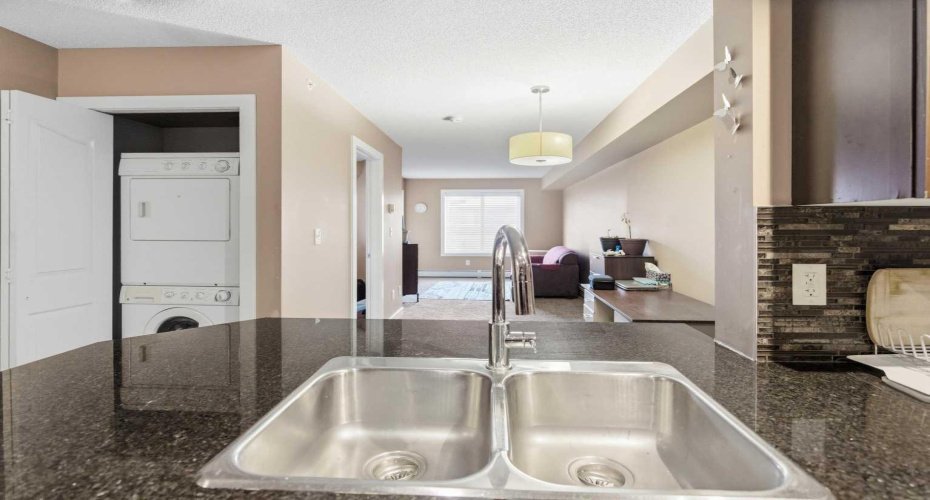 7110 80 Avenue, Calgary, Alberta T3J 0N4, 1 Bedroom Bedrooms, 0 ,1 BathroomBathrooms,Residential,For Sale,80,0,A2327338