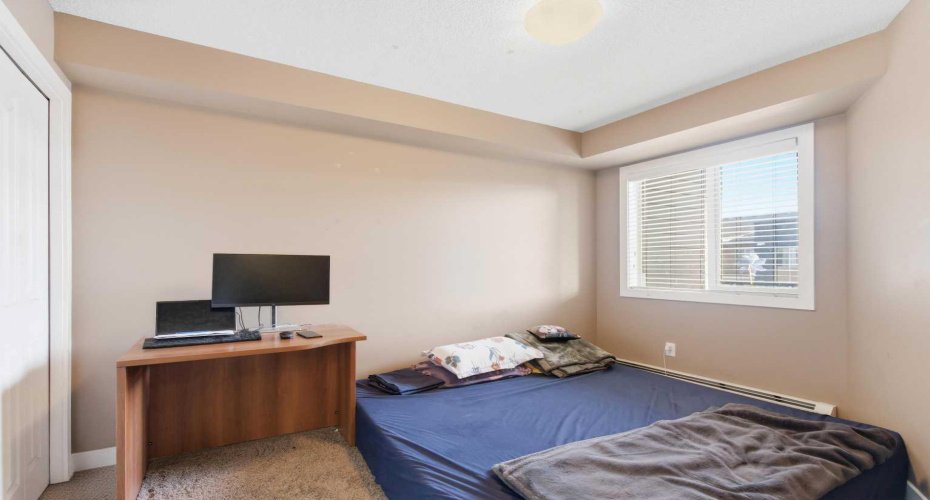 7110 80 Avenue, Calgary, Alberta T3J 0N4, 1 Bedroom Bedrooms, 0 ,1 BathroomBathrooms,Residential,For Sale,80,0,A2327338