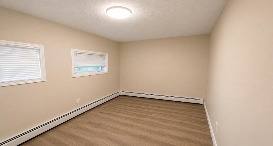 405 Columbia Boulevard, Lethbridge, Alberta T1K 5R8, 0 , 0 ,0,Rental,Columbia,0,A2327370
