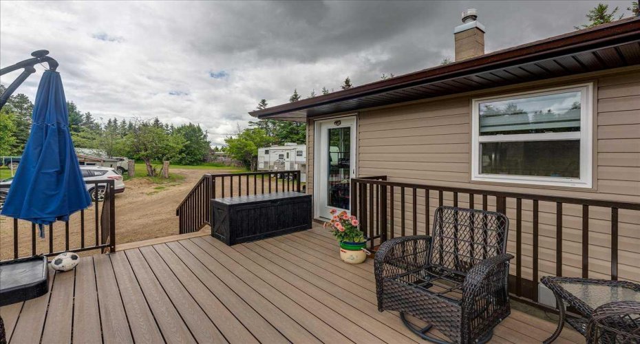 4809 42 Street, Ponoka, Alberta T4J 1C3, 5 Bedroom Bedrooms, 0 ,2 BathroomBathrooms,Residential,For Sale,42,0,A2322684