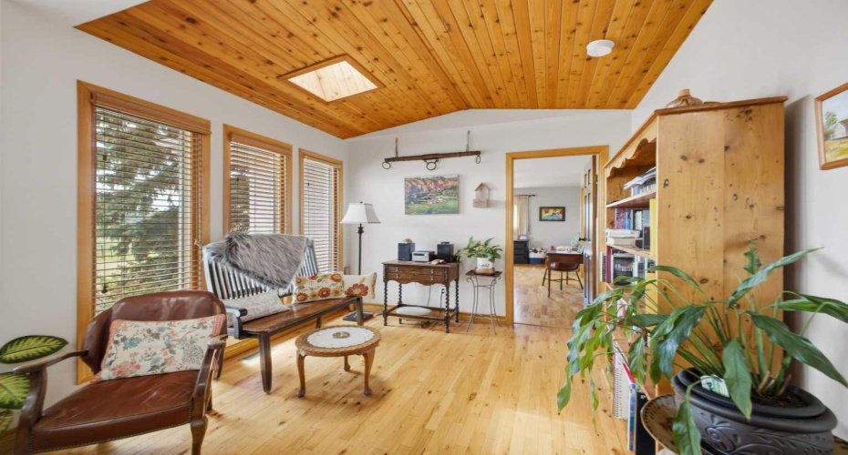 38105 Range Road 244, Rural Lacombe County, Alberta T0C 0Y0, 5 Bedroom Bedrooms, 0 ,3 BathroomBathrooms,Agri-business,For Sale,Range Road 244,0,A2322750