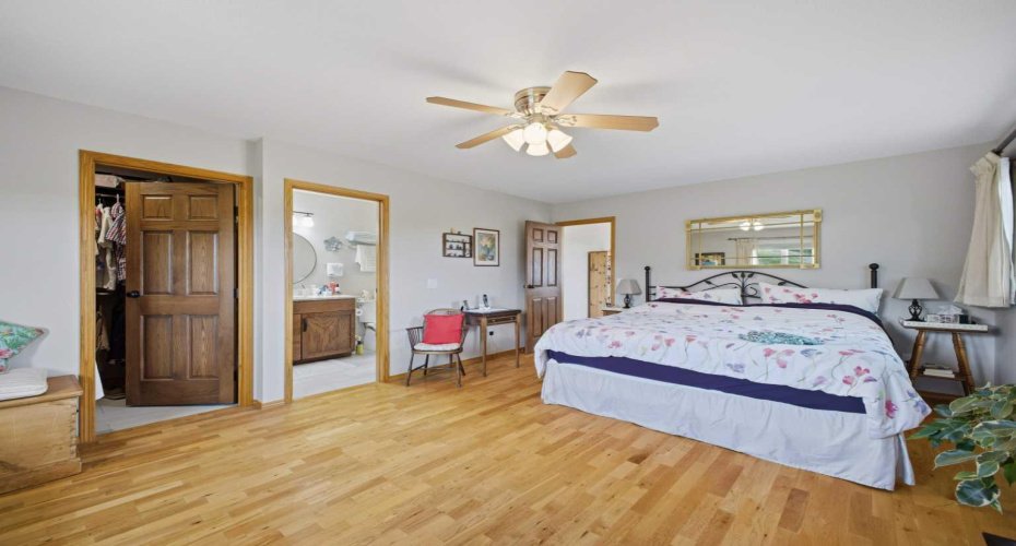 38105 Range Road 244, Rural Lacombe County, Alberta T0C 0Y0, 5 Bedroom Bedrooms, 0 ,3 BathroomBathrooms,Agri-business,For Sale,Range Road 244,0,A2322750