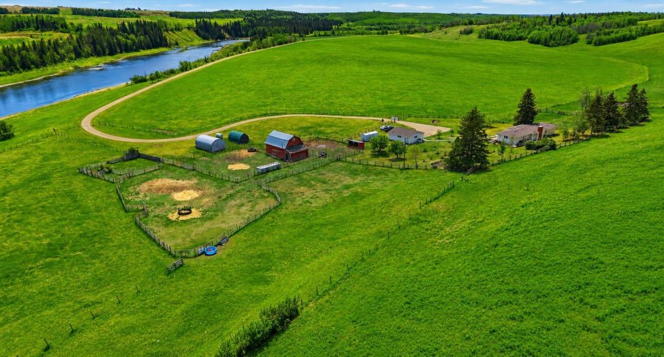 38105 Range Road 244, Rural Lacombe County, Alberta T0C 0Y0, 5 Bedroom Bedrooms, 0 ,3 BathroomBathrooms,Agri-business,For Sale,Range Road 244,0,A2322750