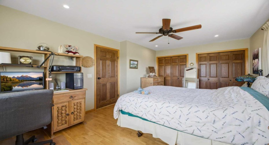 38105 Range Road 244, Rural Lacombe County, Alberta T0C 0Y0, 5 Bedroom Bedrooms, 0 ,3 BathroomBathrooms,Agri-business,For Sale,Range Road 244,0,A2322750