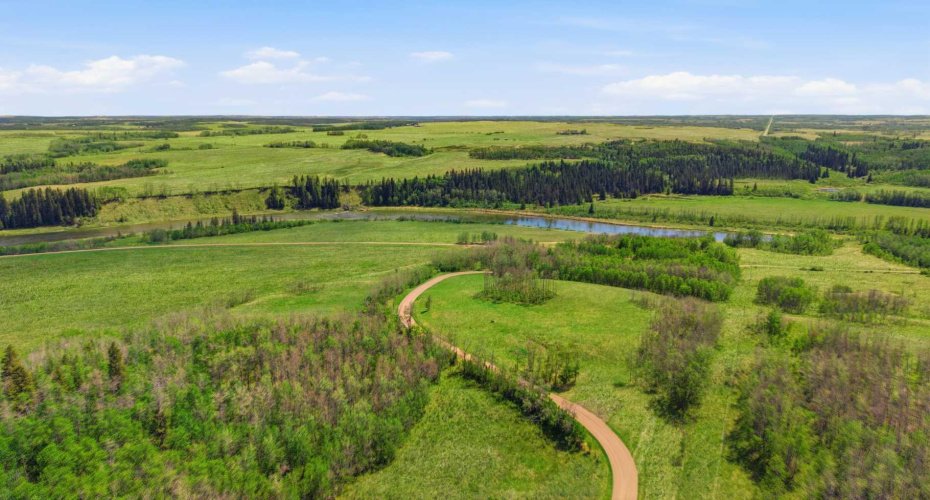 38105 Range Road 244, Rural Lacombe County, Alberta T0C 0Y0, 5 Bedroom Bedrooms, 0 ,3 BathroomBathrooms,Agri-business,For Sale,Range Road 244,0,A2322750