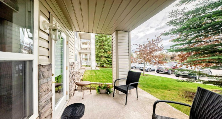 5000 Somervale Court, Calgary, Alberta T2Y4M1, 2 Bedroom Bedrooms, 0 ,1 BathroomBathrooms,Residential,For Sale,Somervale,0,A2322942